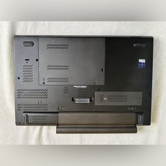 Lenovo Thinkpad High Power Laptop - Gaming, Autocad, Etc. - Picture 3 of 5